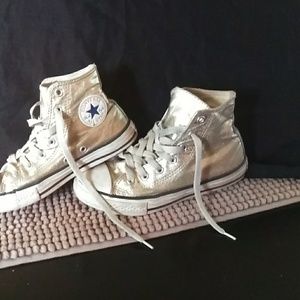 Converse Chuck Taylor gold metallic size 2